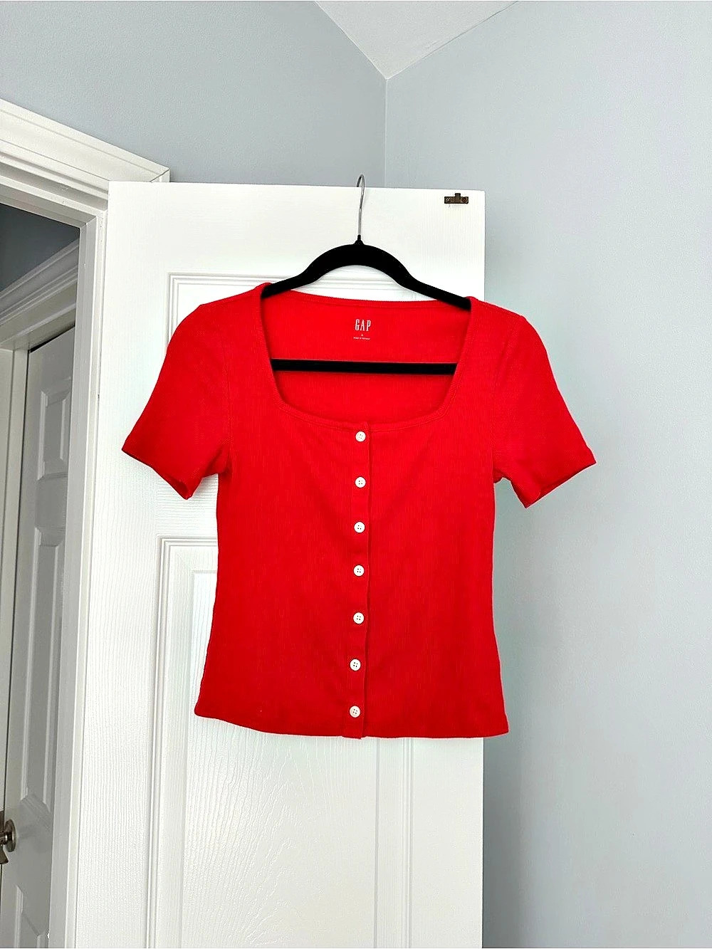 GAP Ribbed Squareneck Button-Front Top Red Small